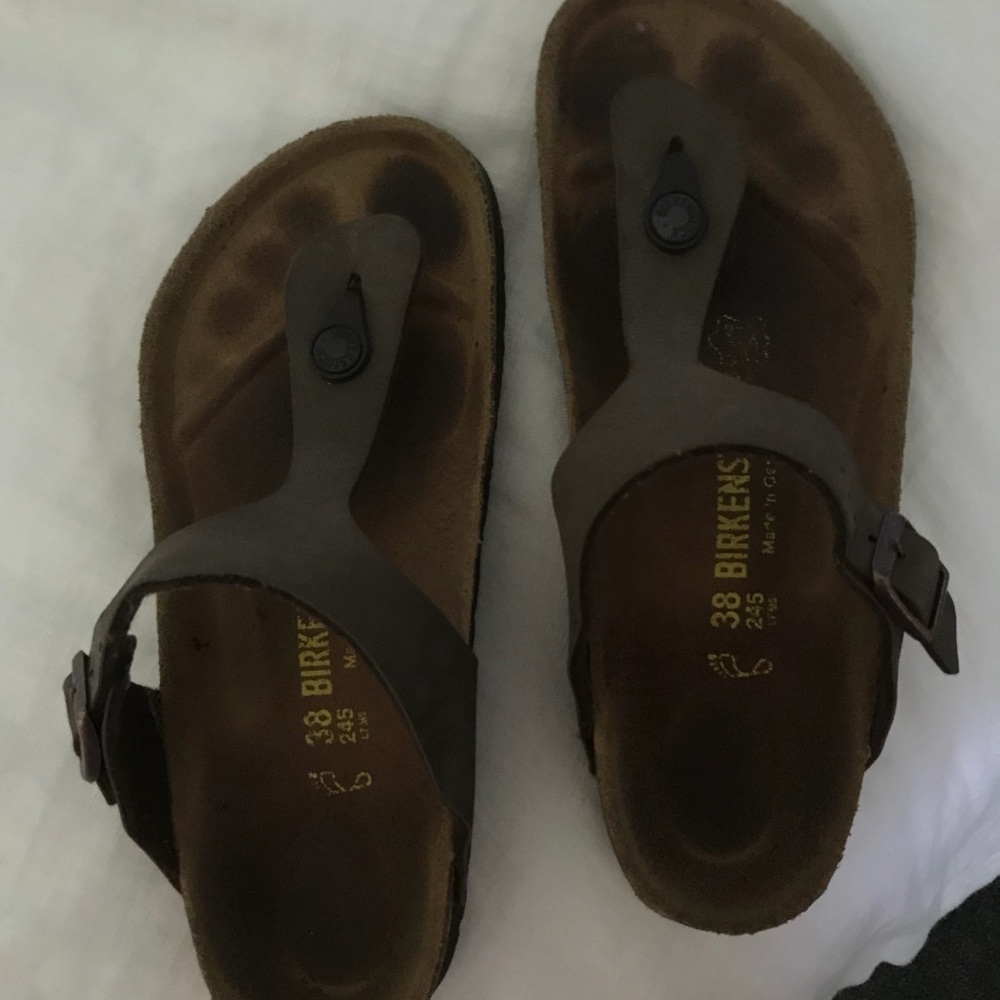 Size 39 Birkenstock Gizeh (color Mocha)